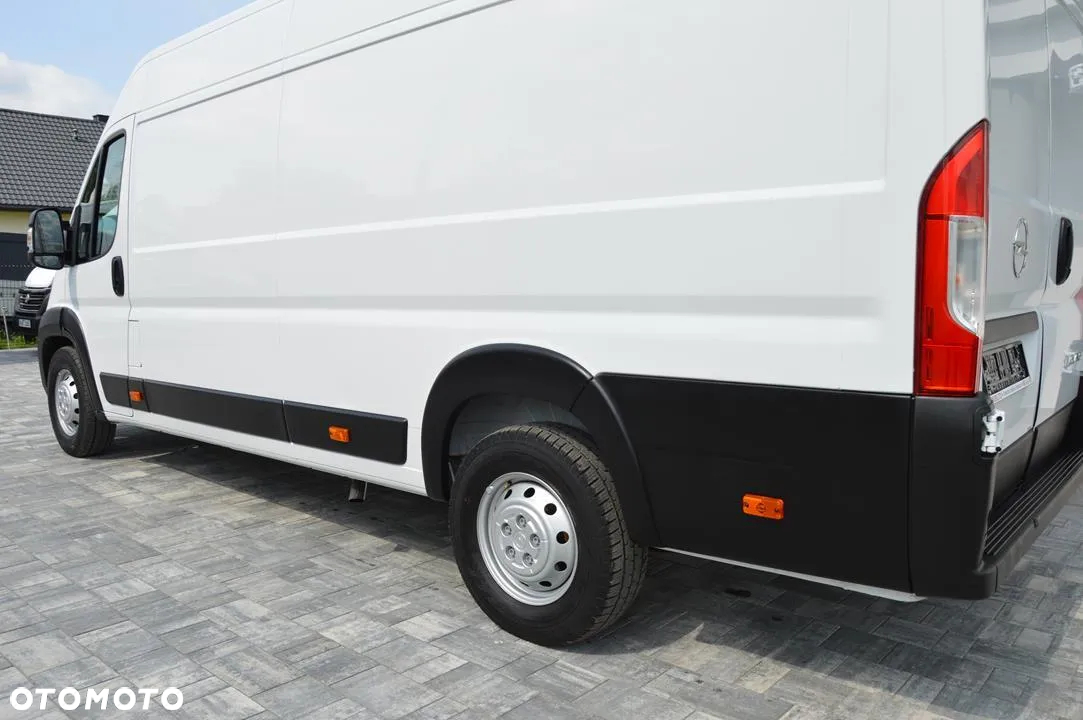 Opel Movano - 12