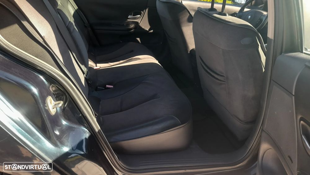 Renault Laguna Break 1.6 Privilége - 34