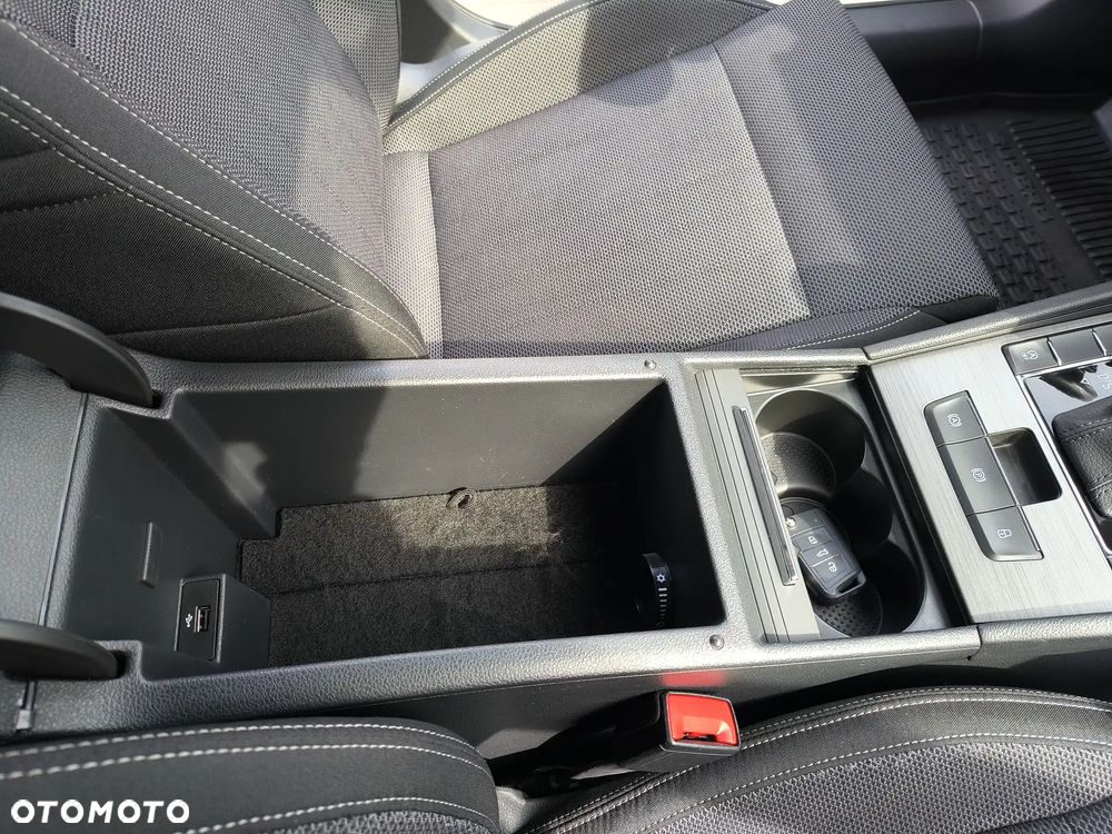 Skoda Superb 1.5 TSI Style DSG - 24