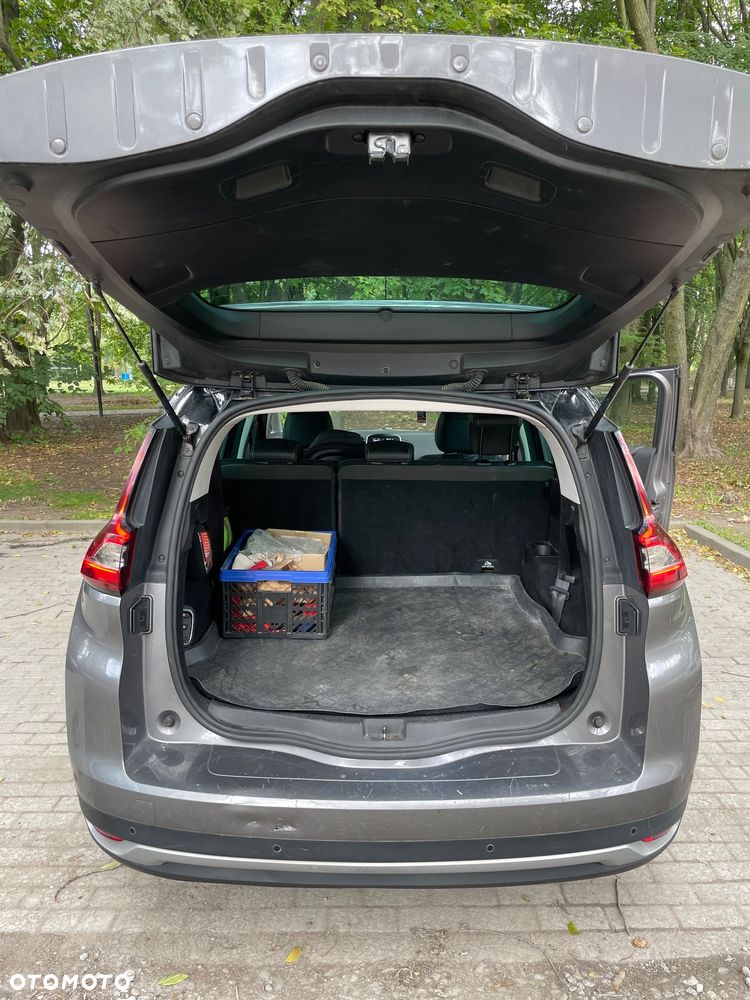 Renault Grand Scenic - 23