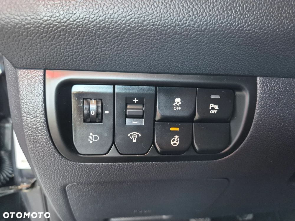 Kia Rio 1.2 Business Line - 36