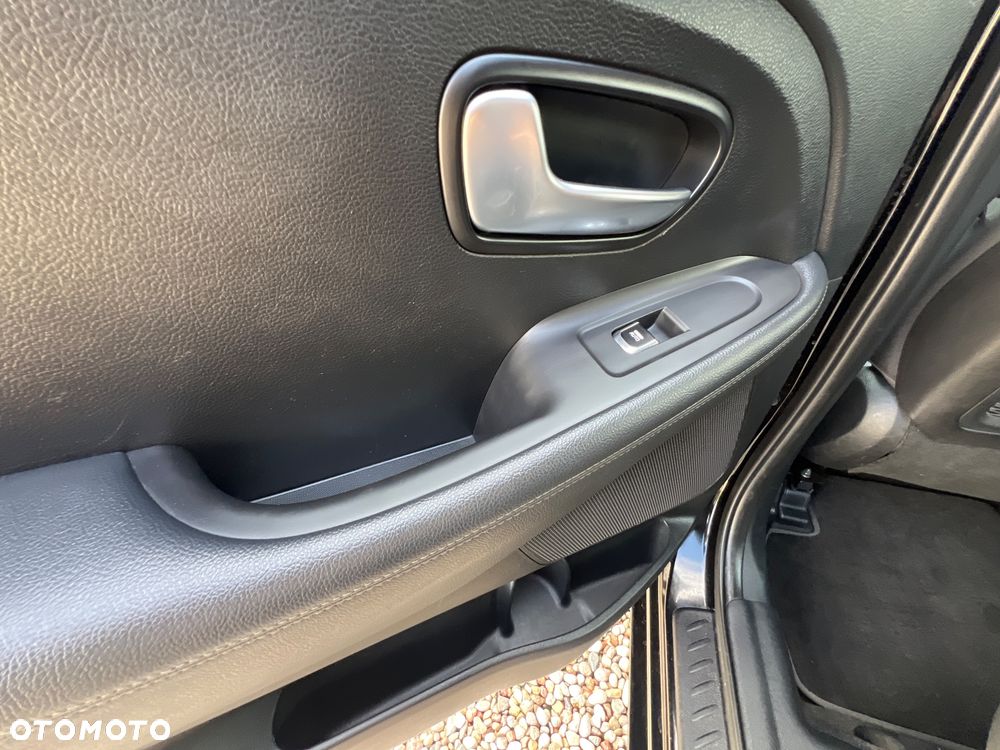 Kia Carens 1.6 GDI Edition 7 - 33