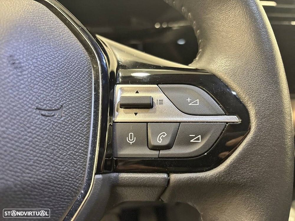 Peugeot 308 1.5 BlueHDi Allure Pack EAT8 - 22