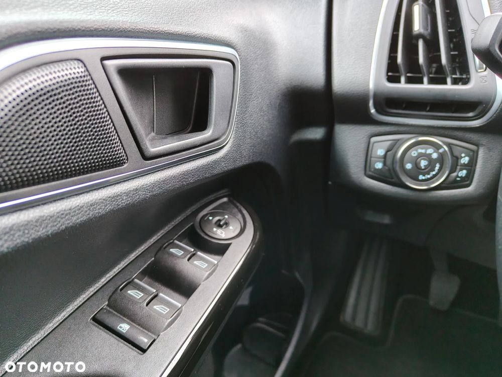 Ford B-MAX 1.0 EcoBoost Titanium - 17