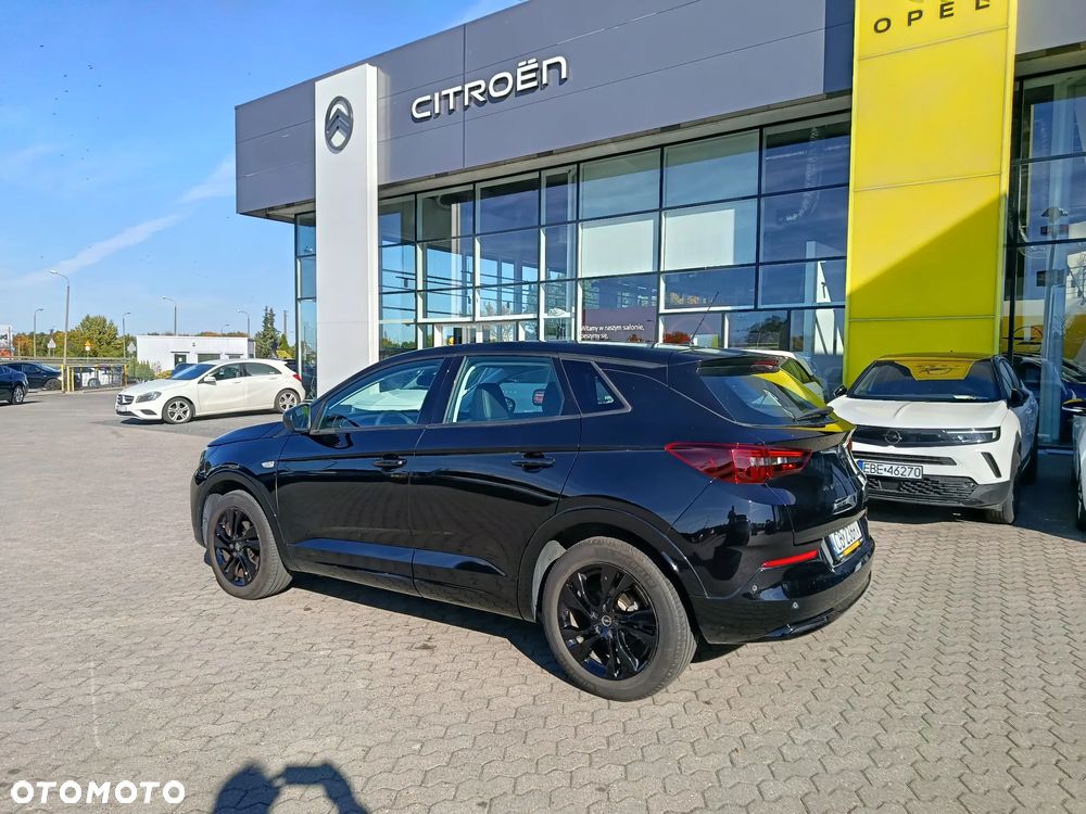 Opel Grandland X - 2