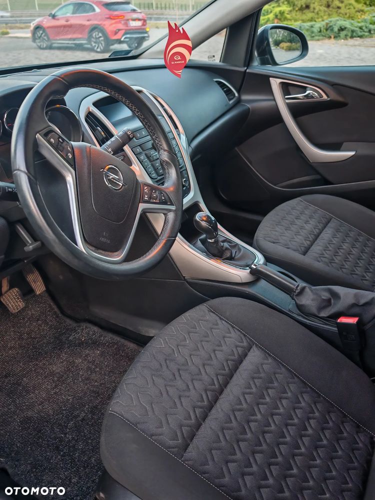 Opel Astra 1.6 Enjoy - 9