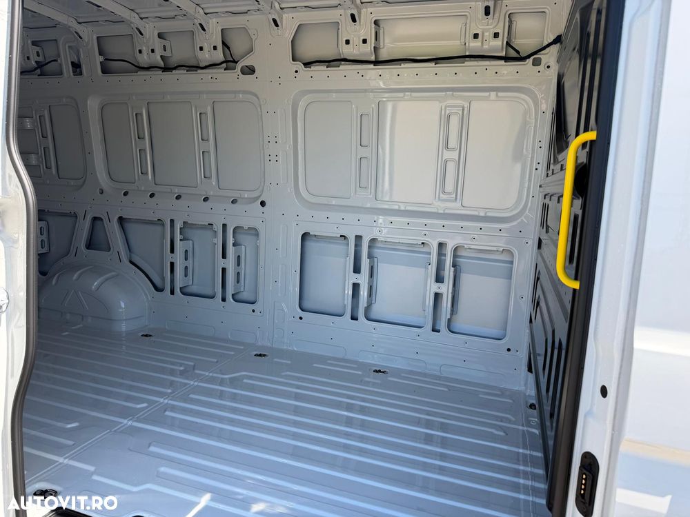 Volkswagen Crafter - 5