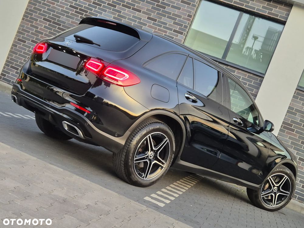 Mercedes-Benz GLC 220 d 4Matic 9G-TRONIC AMG Line - 10