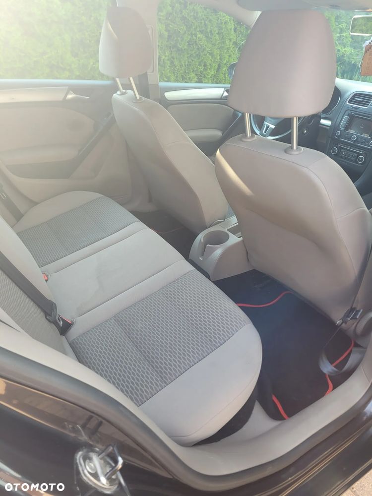 Volkswagen Golf 1.6 TDI BlueMot Comfortline - 14