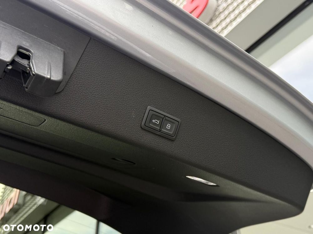 Audi e-tron Sportback - 14
