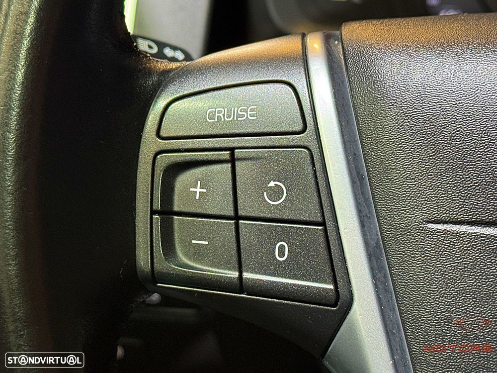 Volvo XC 60 2.0 D3 Momentum - 21