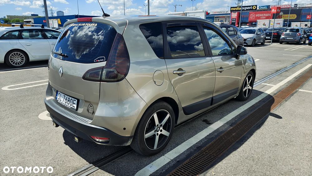 Renault Scenic - 8