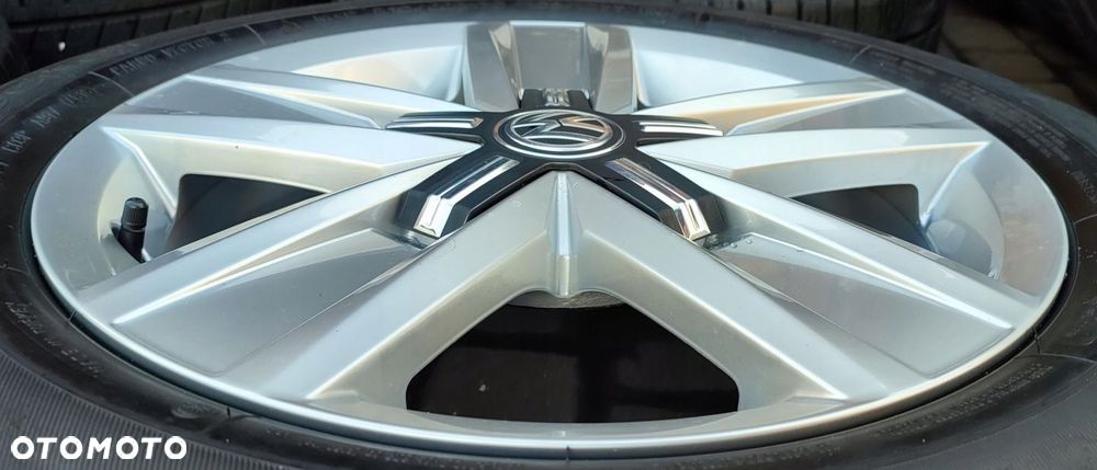 Felgi Aluminiowe Oryg. Vw T5 T6 Multivan 17 Cali 5x120 7Jx17 Et55 Idealne - 9