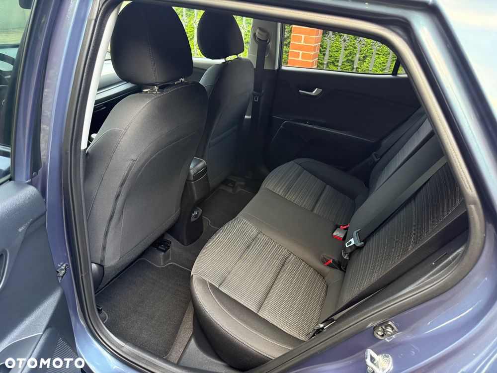 Kia Stonic 1.4 L - 31