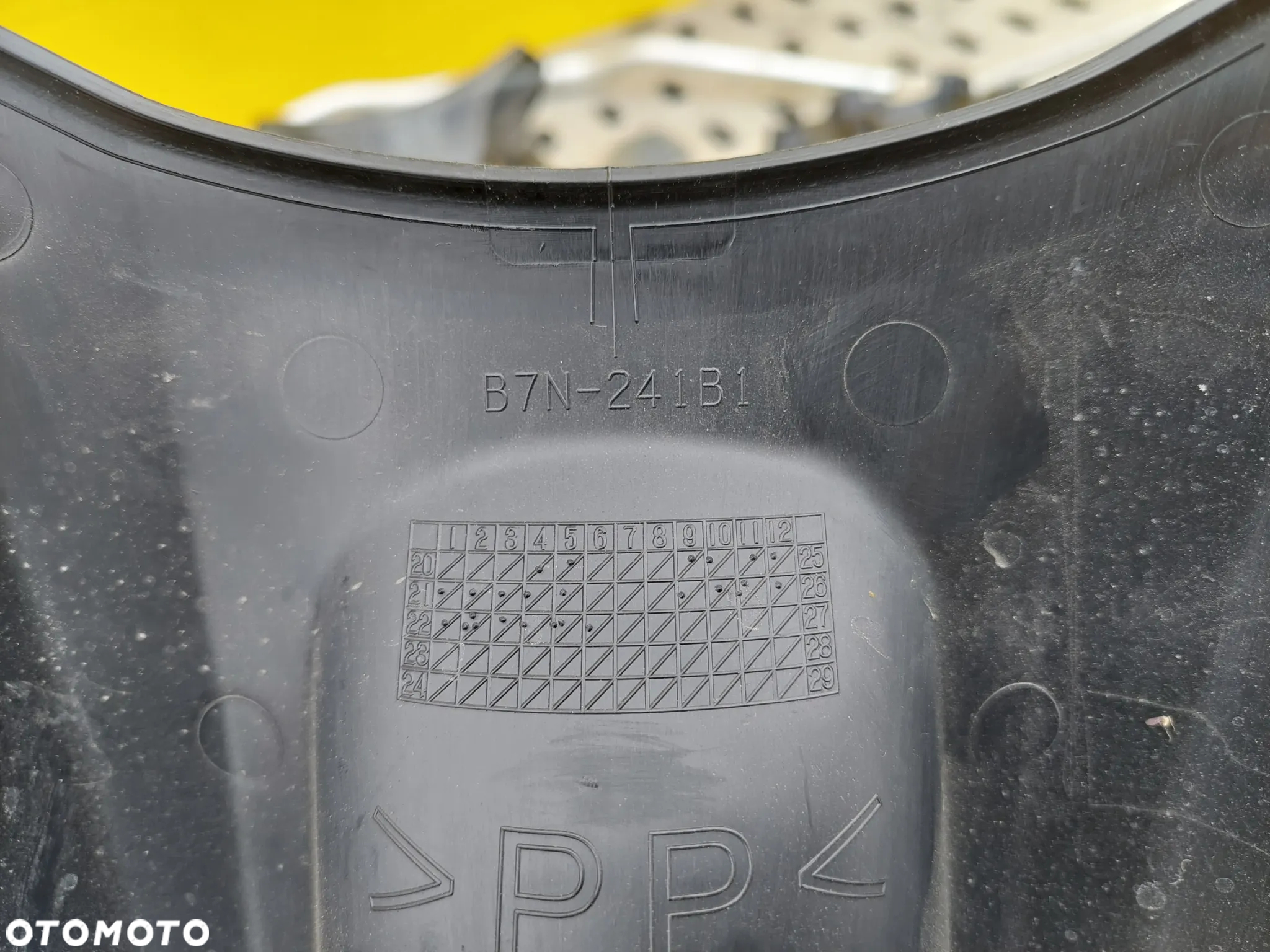 YAMAHA MT09 MT-09 owiewka szyba lampa czasza kierownica - 4