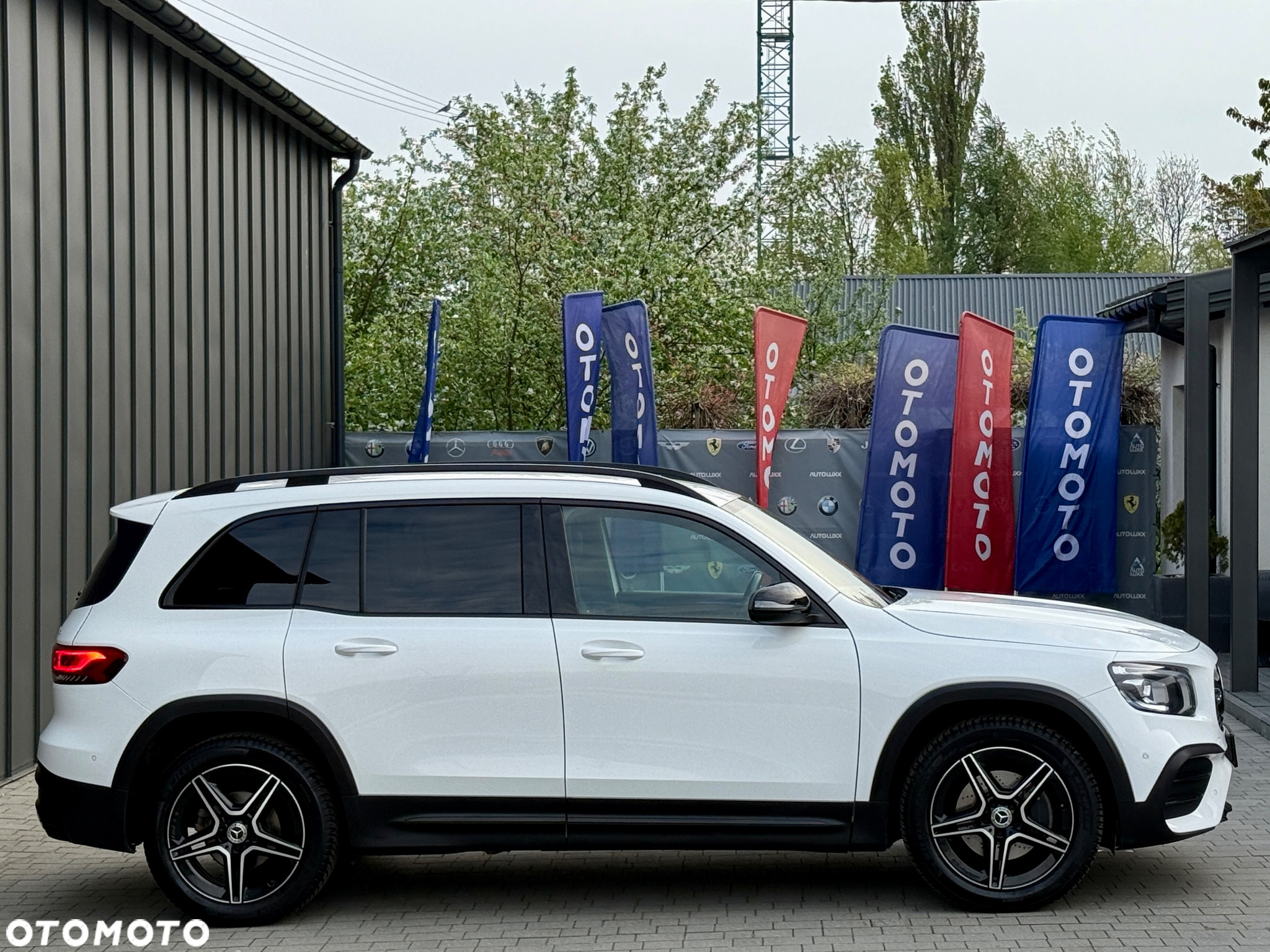 Mercedes-Benz GLB 200 d 4-Matic AMG Line 8G-DCT - 23
