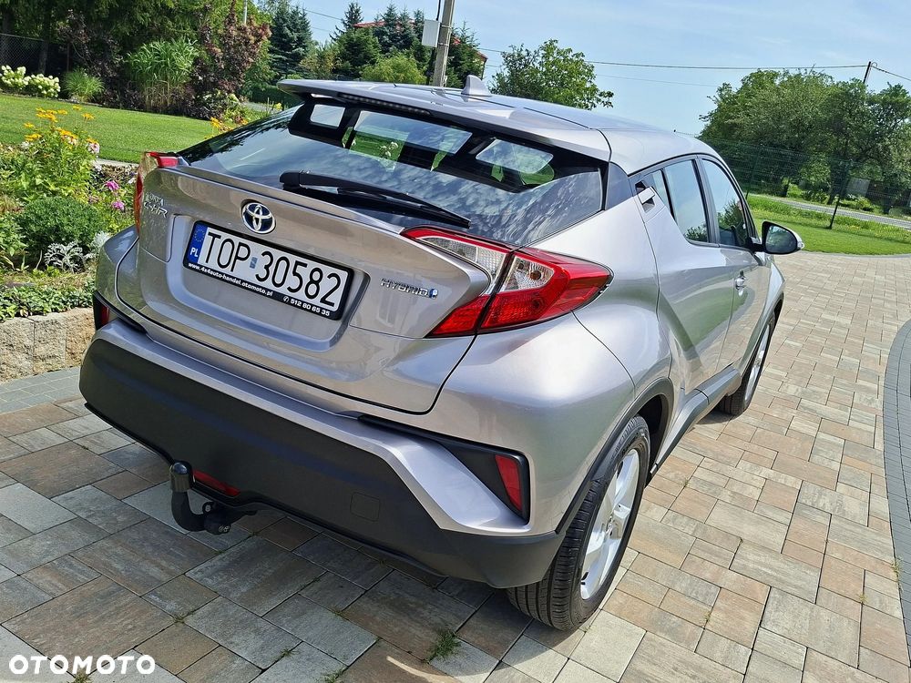Toyota C-HR - 11