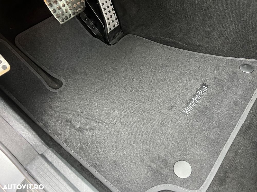 Mercedes-Benz E 250 CDI 4MATIC Aut. - 23