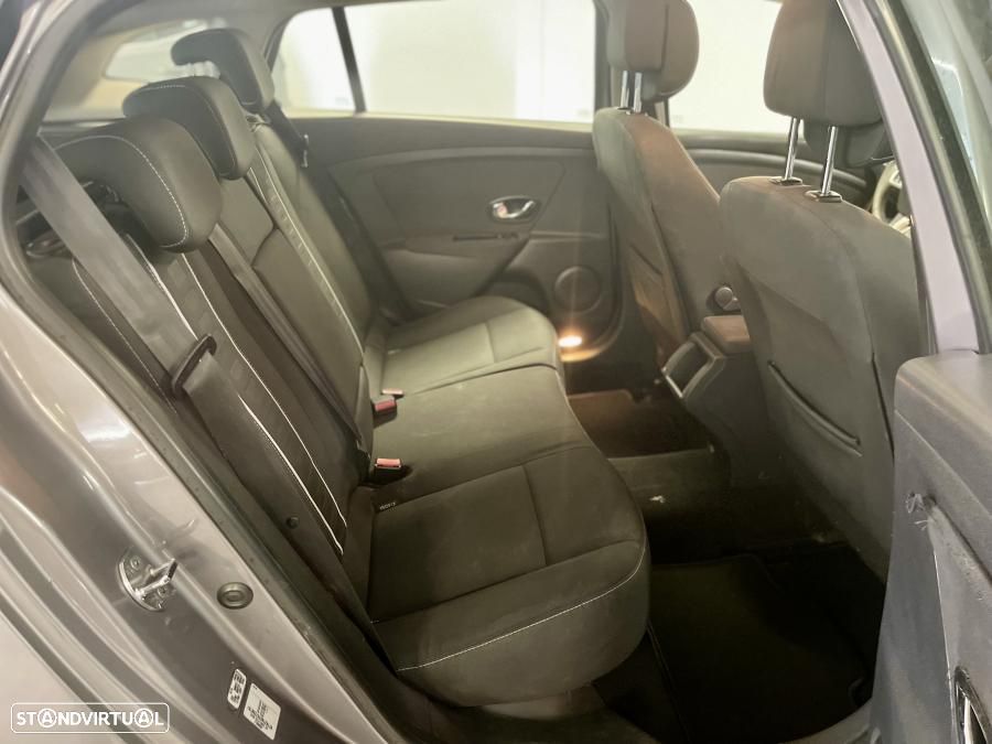 Renault Mégane Sport Tourer 1.5 dCi Dynamique CO2 Champion - 13
