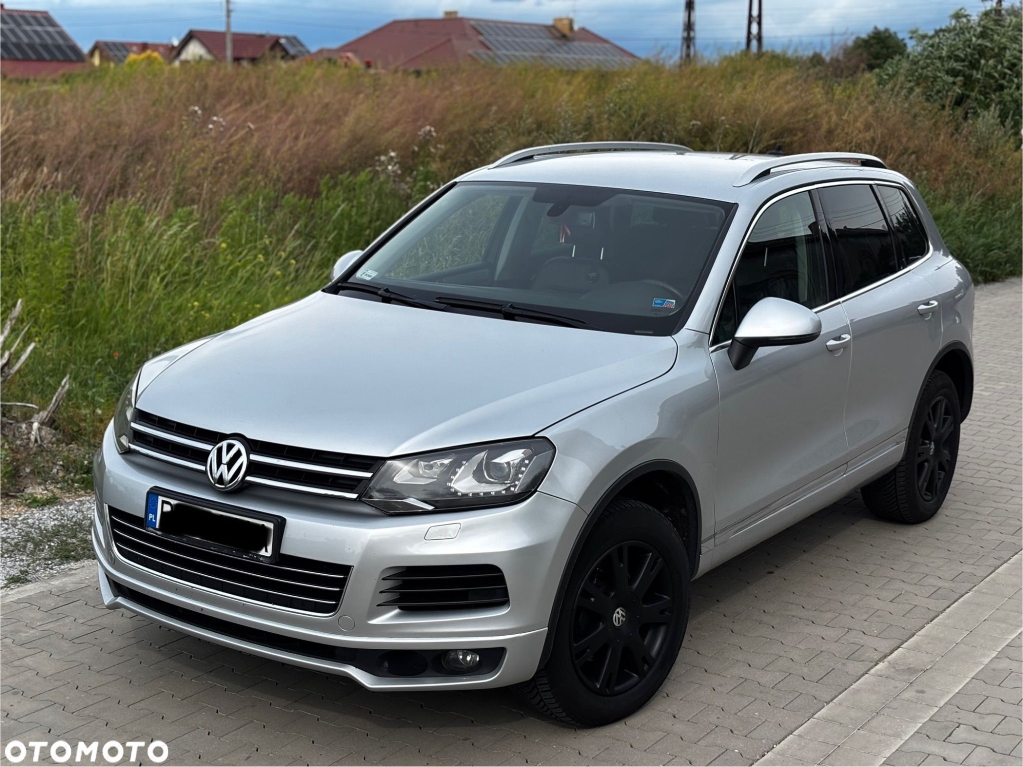 Volkswagen Touareg - 1