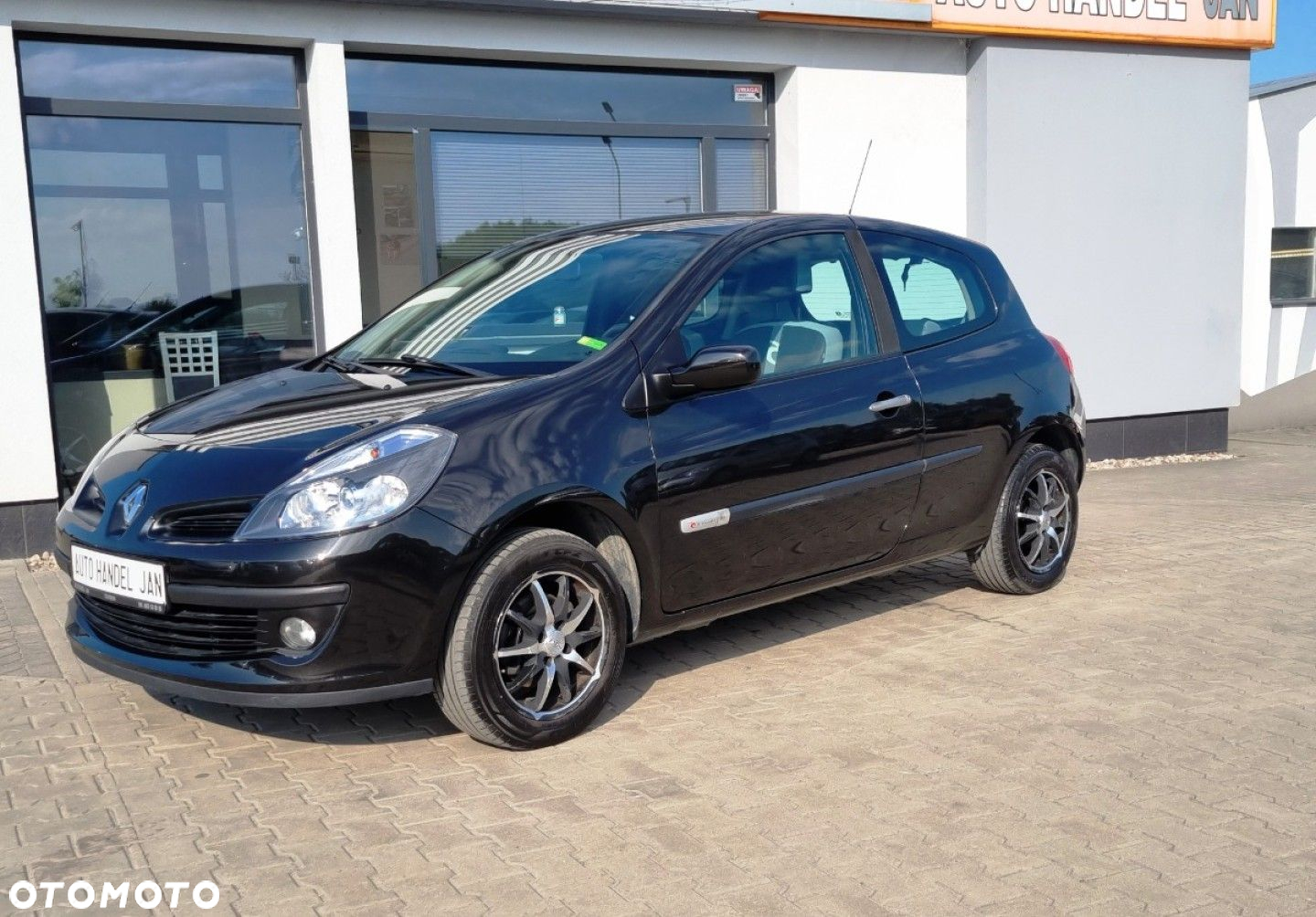 Renault Clio - 18