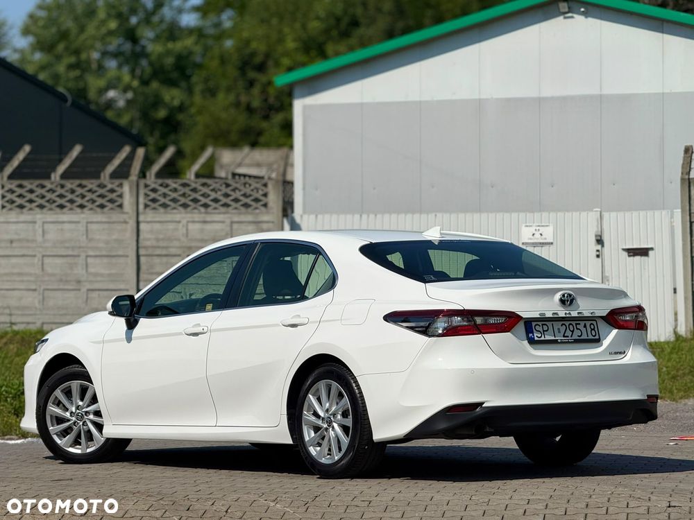 Toyota Camry 2.5 Hybrid Comfort CVT - 6