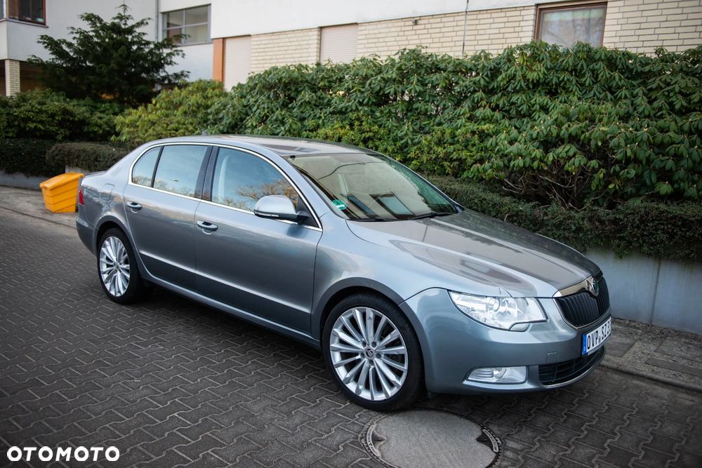 Skoda Superb 3.6 V6 4x4 DSG Elegance - 25
