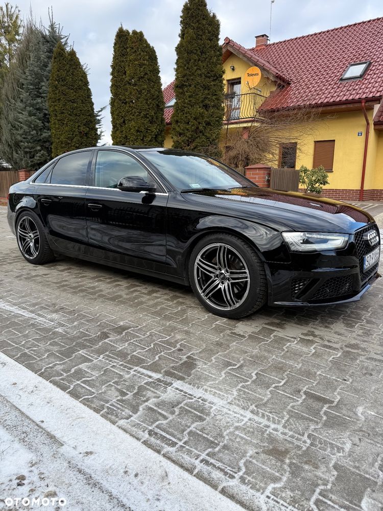 Audi A4 Limousine 2.0 TFSI Quattro Line S tronic - 5