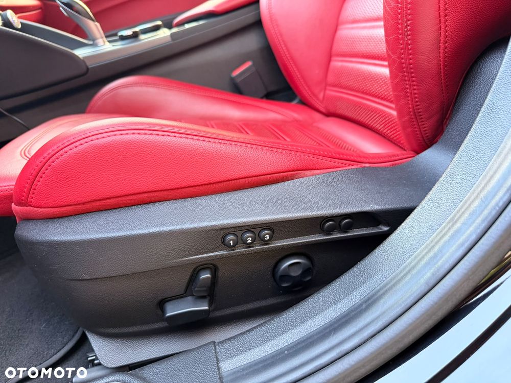 Alfa Romeo Stelvio 2.0 Turbo 16V AT8-Q4 Ti - 34