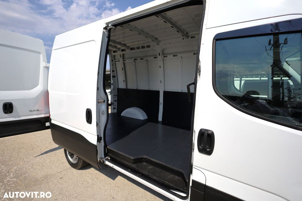 Iveco Daily - 12