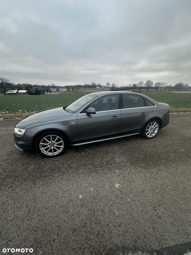 Audi A4 Limousine