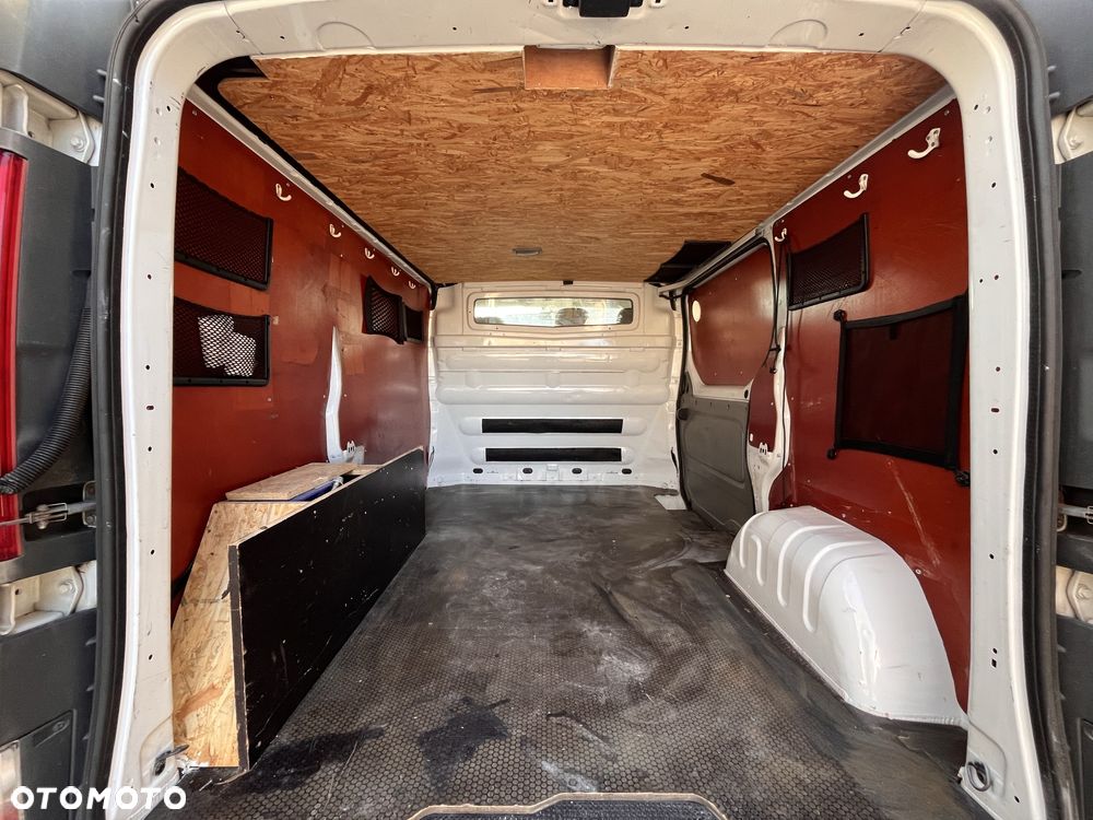 Opel Vivaro - 5