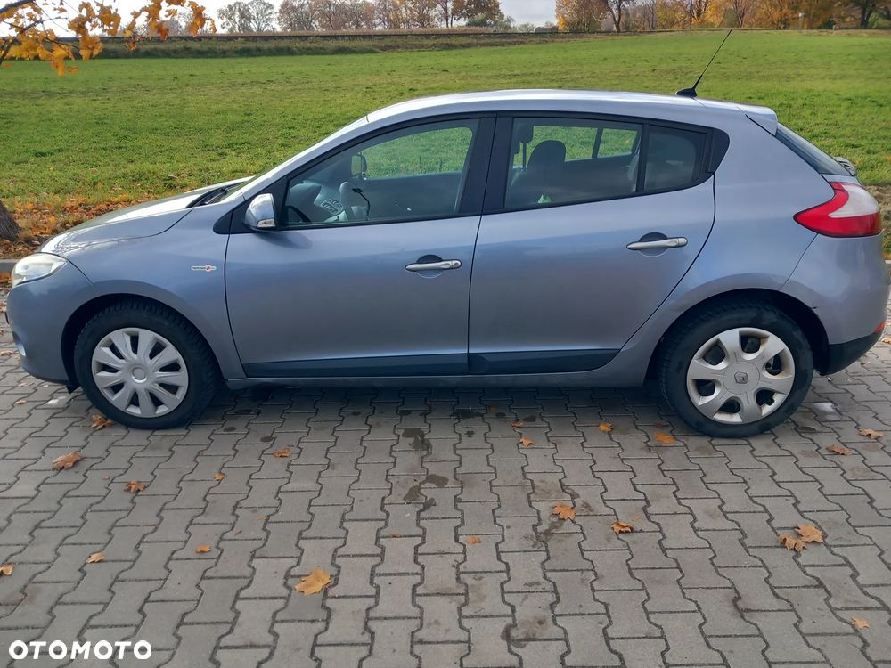 Renault Megane 2010 photo 4