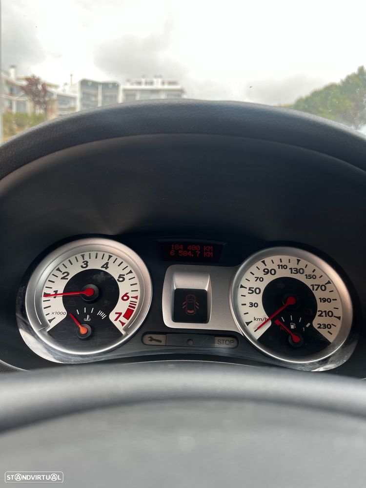 Renault Clio 1.2 TCE Dynamique S - 14