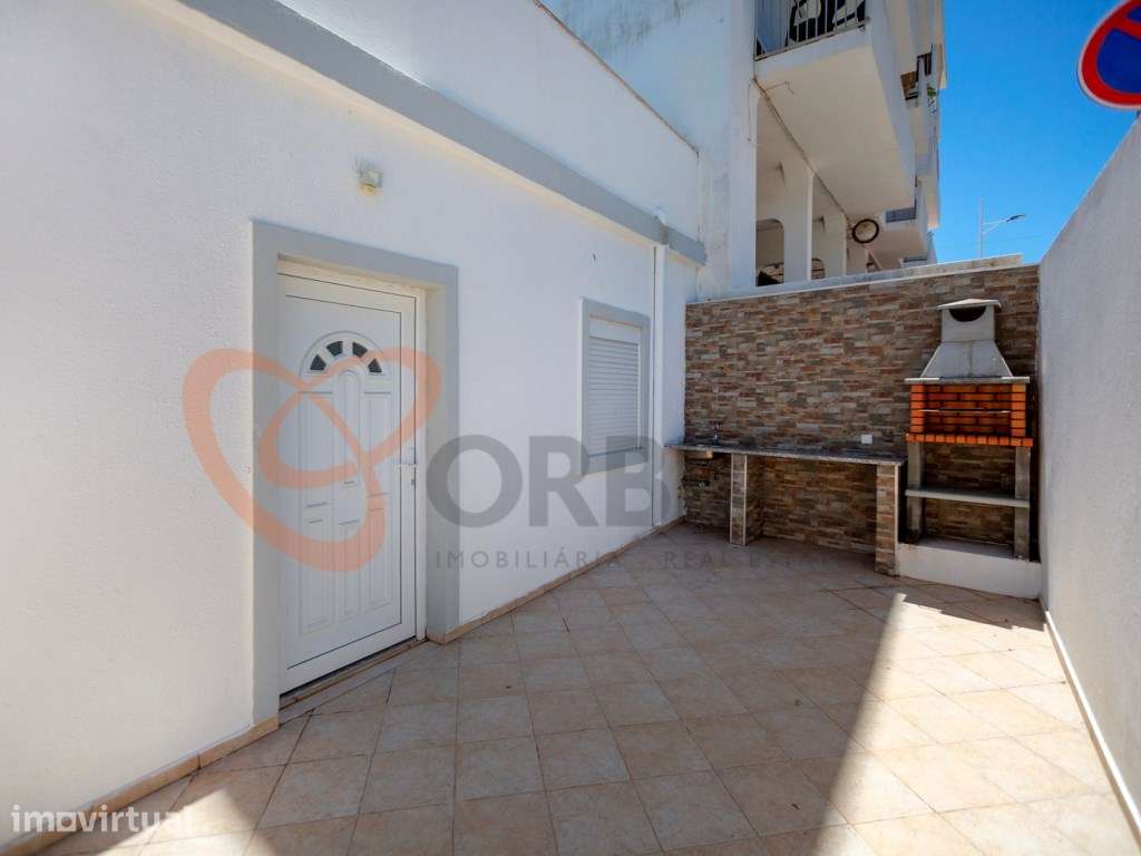 Moradia T2 no centro de Albufeira, a 5 minutos da praia - Grande imagem: 2/30