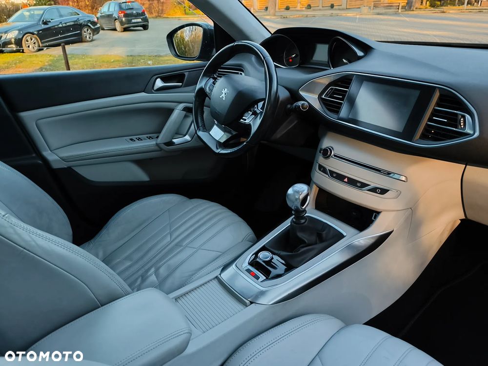 Peugeot 308 BlueHDi 150 Stop & Start Niveau 2 Business-Line - 13