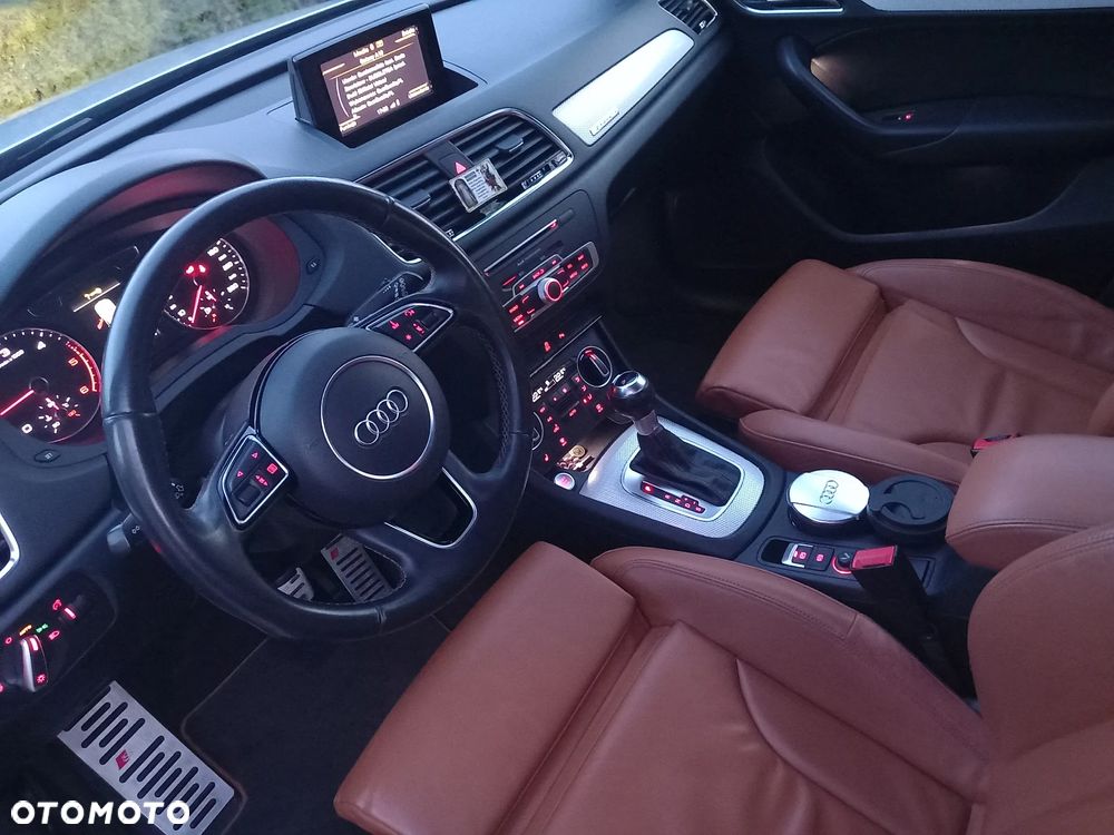 Audi Q3 2.0 TDI Quattro Design S tronic - 9