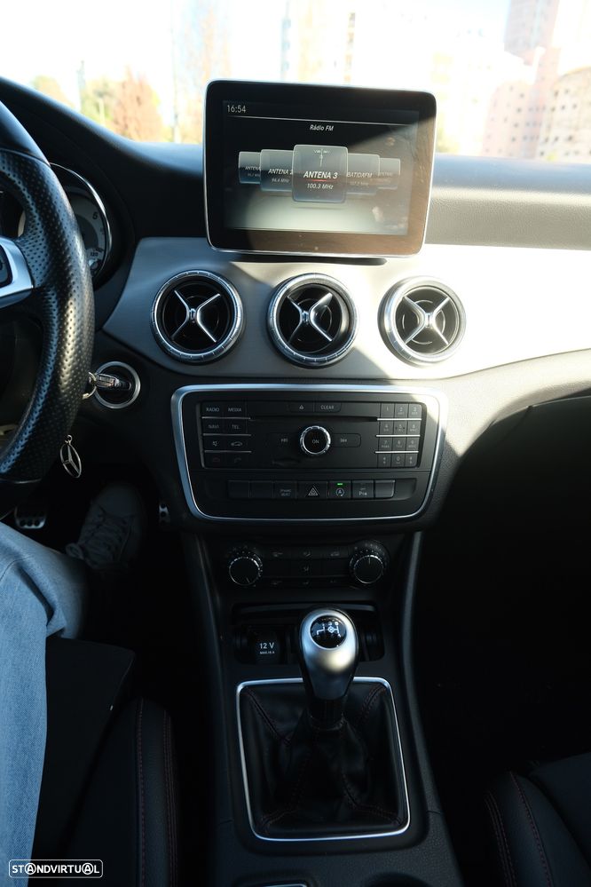 Mercedes-Benz CLA 180 CDI - 14