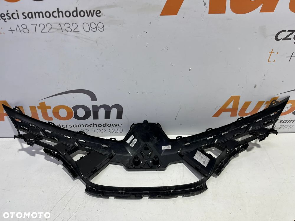 Atrapa MITSUBISHI ASX grill 623842688R - 3