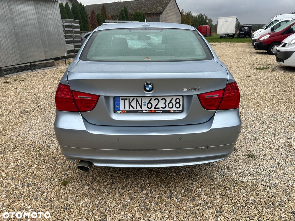 BMW Seria 3 316i - 5