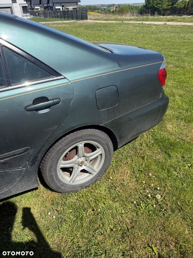 Toyota Camry 2.4 SE - 6