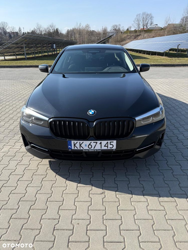 BMW Seria 5 520d xDrive MHEV - 3