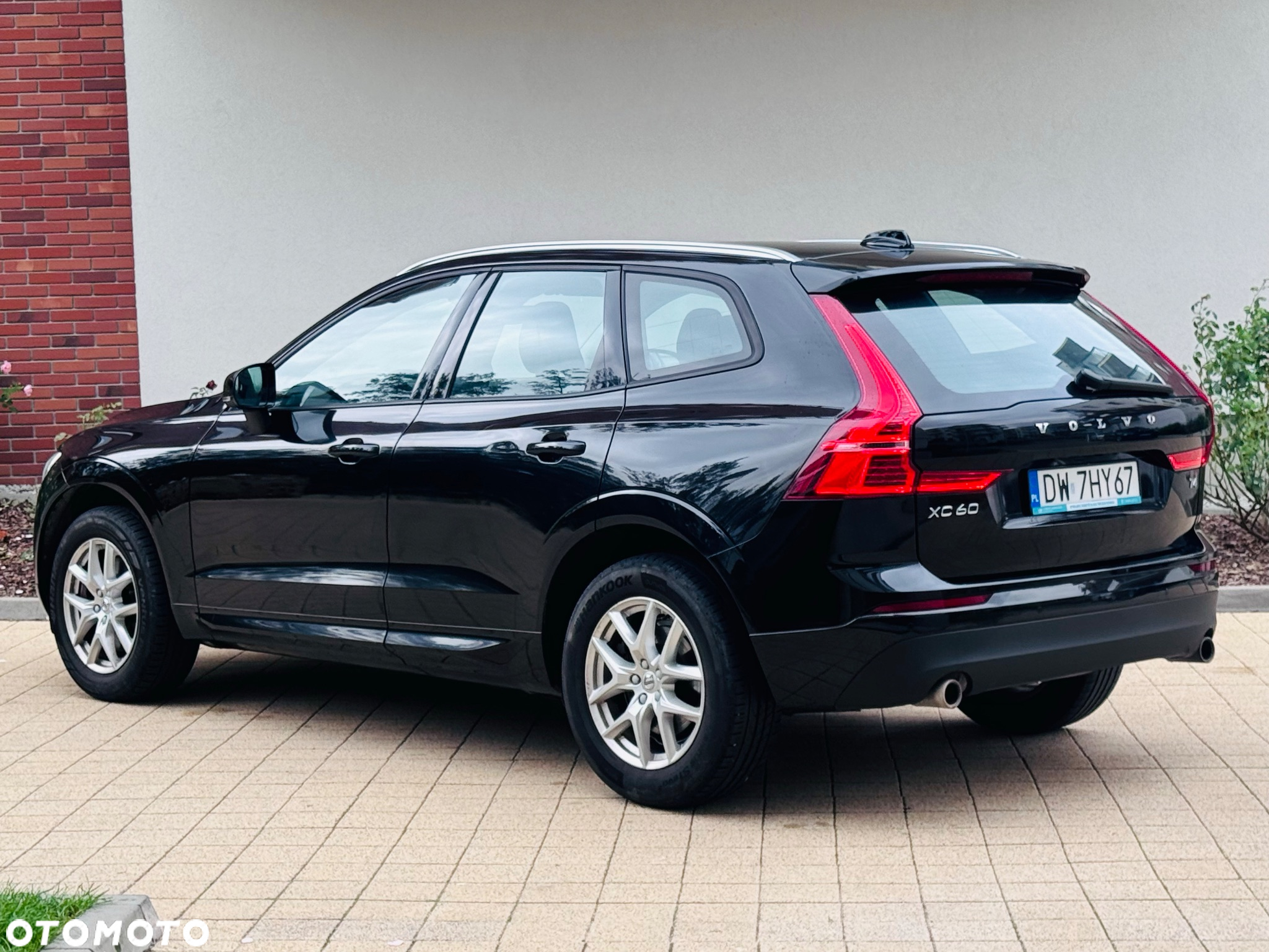 Volvo XC 60 T4 Momentum - 6