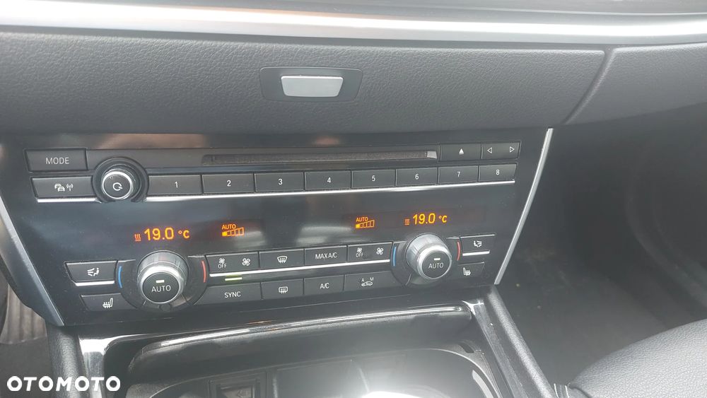 BMW Seria 5 520d Luxury Line - 4