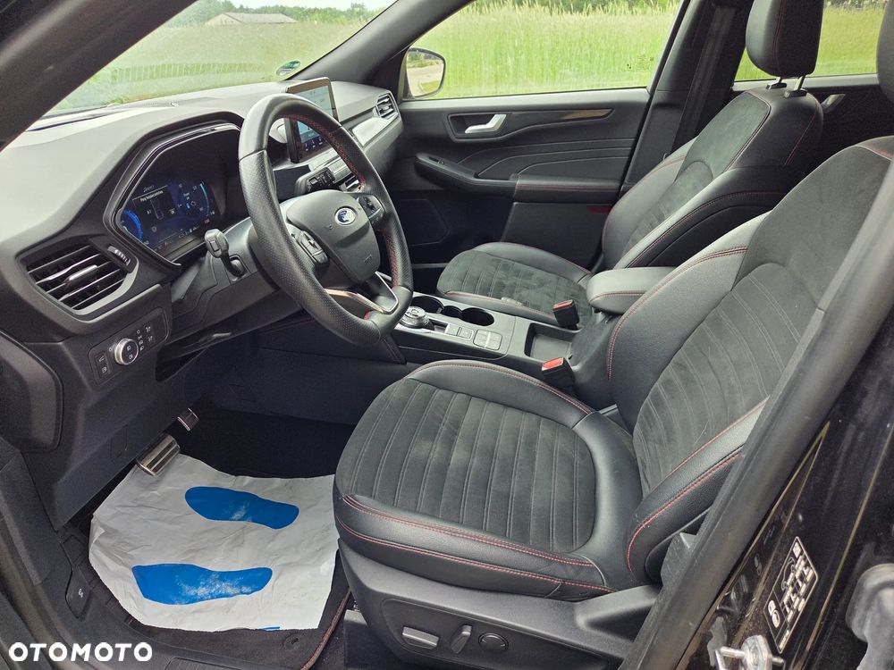 Ford Kuga - 13