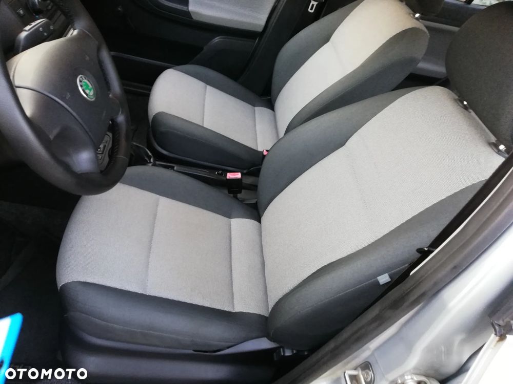 Skoda Fabia 1.2 HTP Active - 8