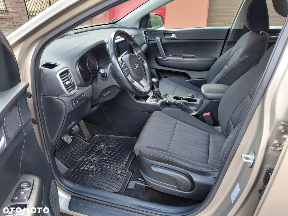 Kia Sportage - 10