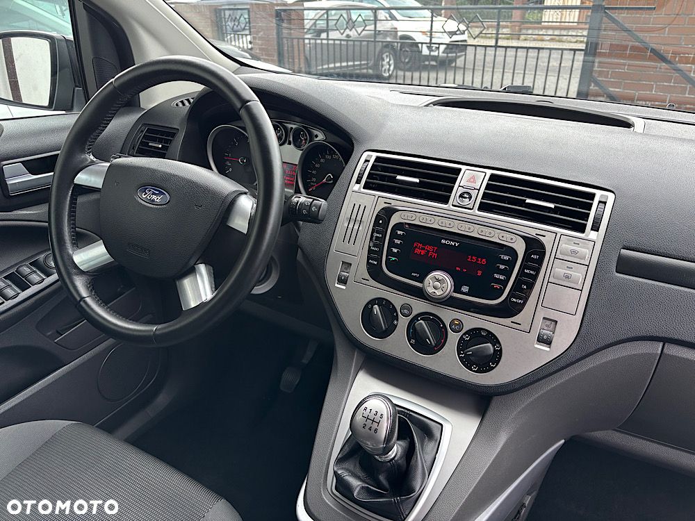 Ford Kuga 2.0 TDCi Titanium - 32