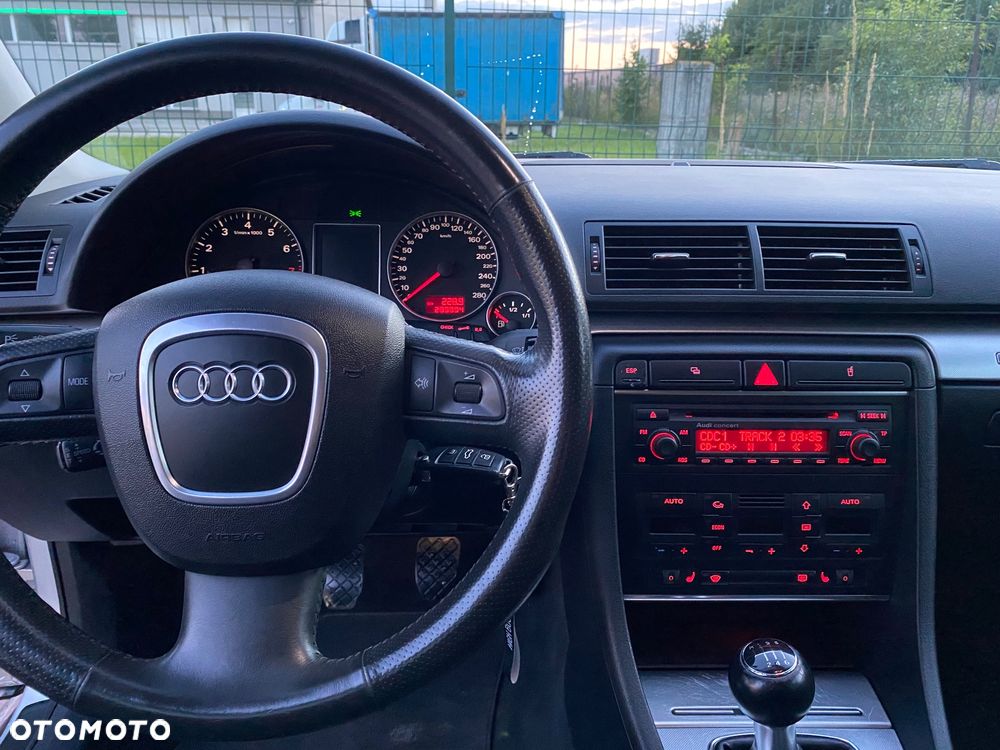 Audi A4 Avant - 14