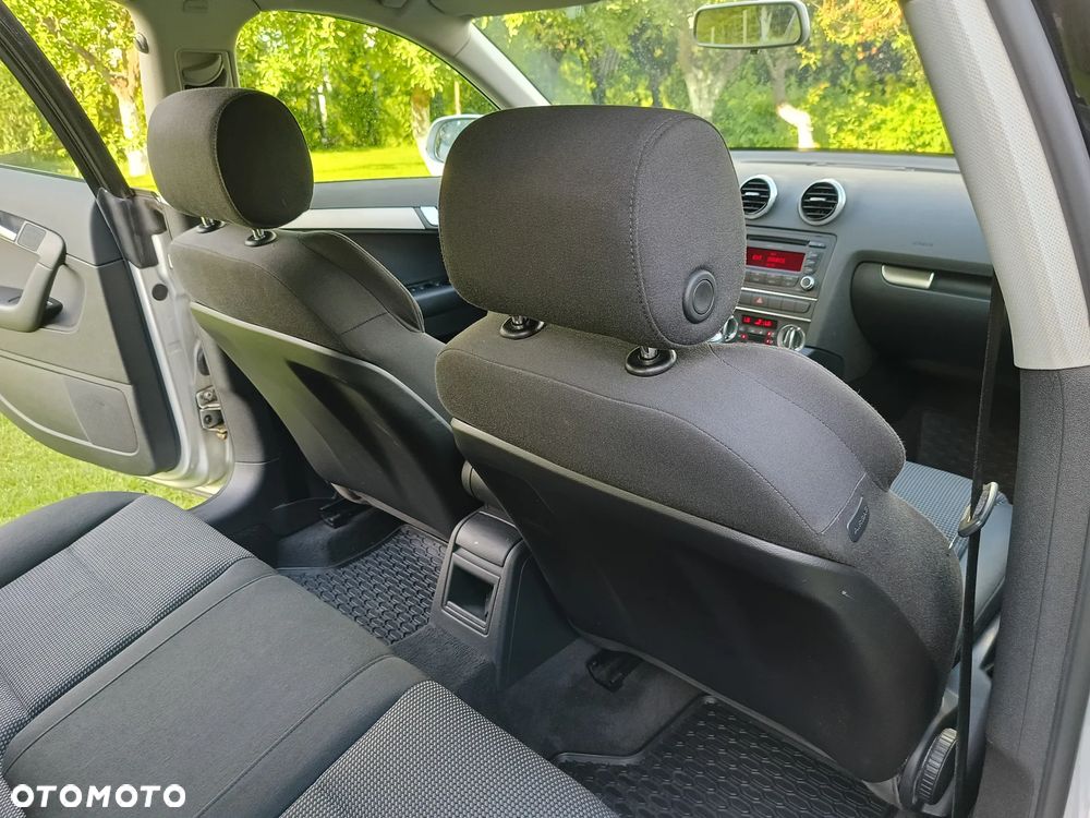 Audi A3 Sportback 1.6 Ambition - 27